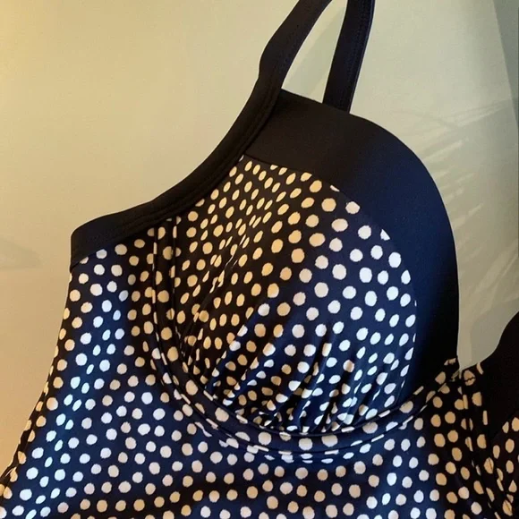 BODEN Navy and White Tankini Top Size 34C - Picture 3 of 8